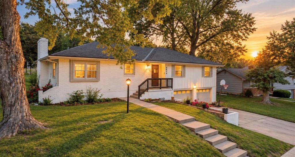 Listing Photo MLS #HMS2641895