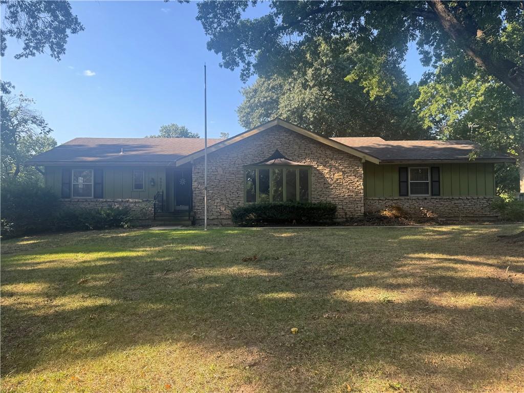 Listing Photo MLS #HMS2641898