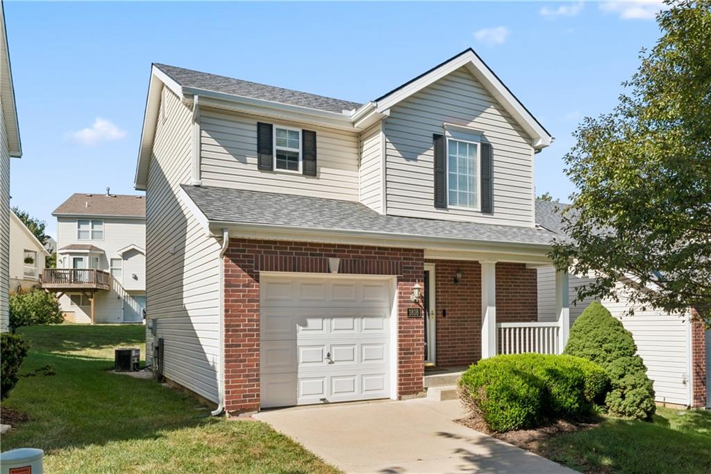 Listing Photo MLS #HMS2641925