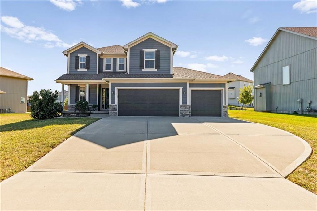 Listing Photo MLS #HMS2641951