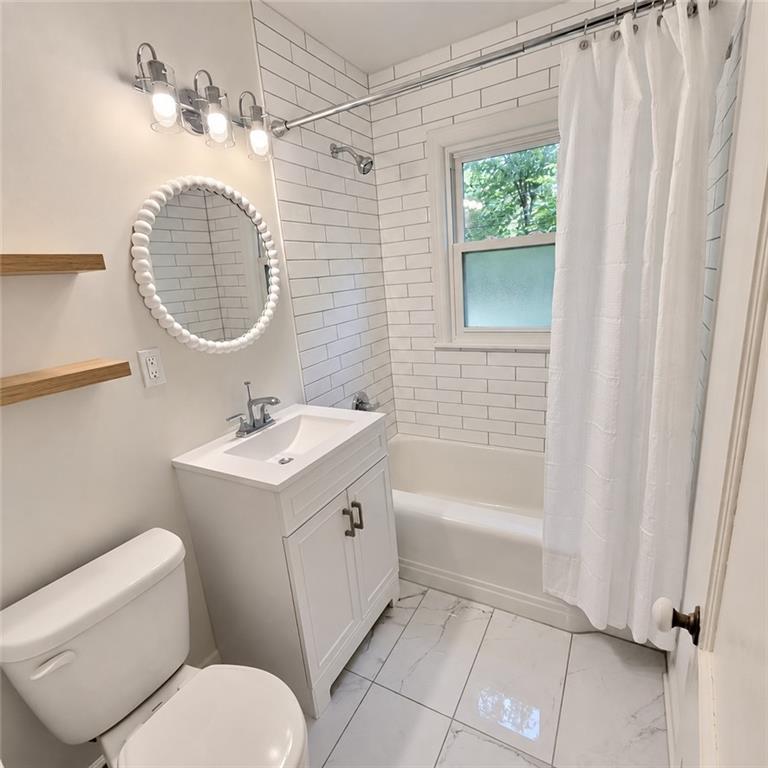 Listing Photo MLS #HMS2641959