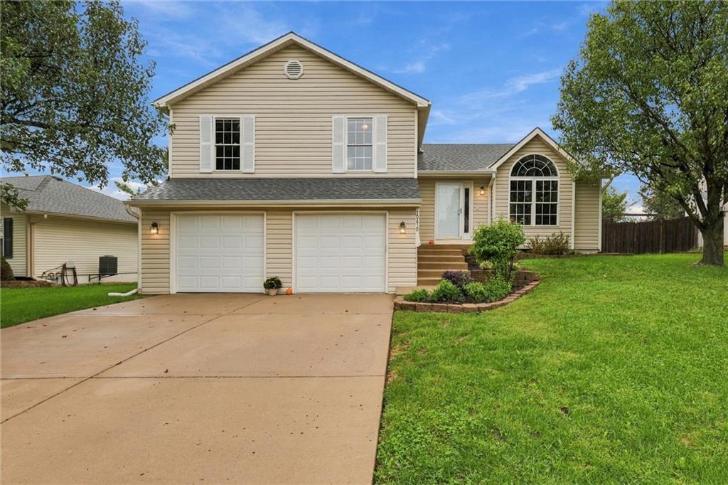 Listing Photo MLS #HMS2641966