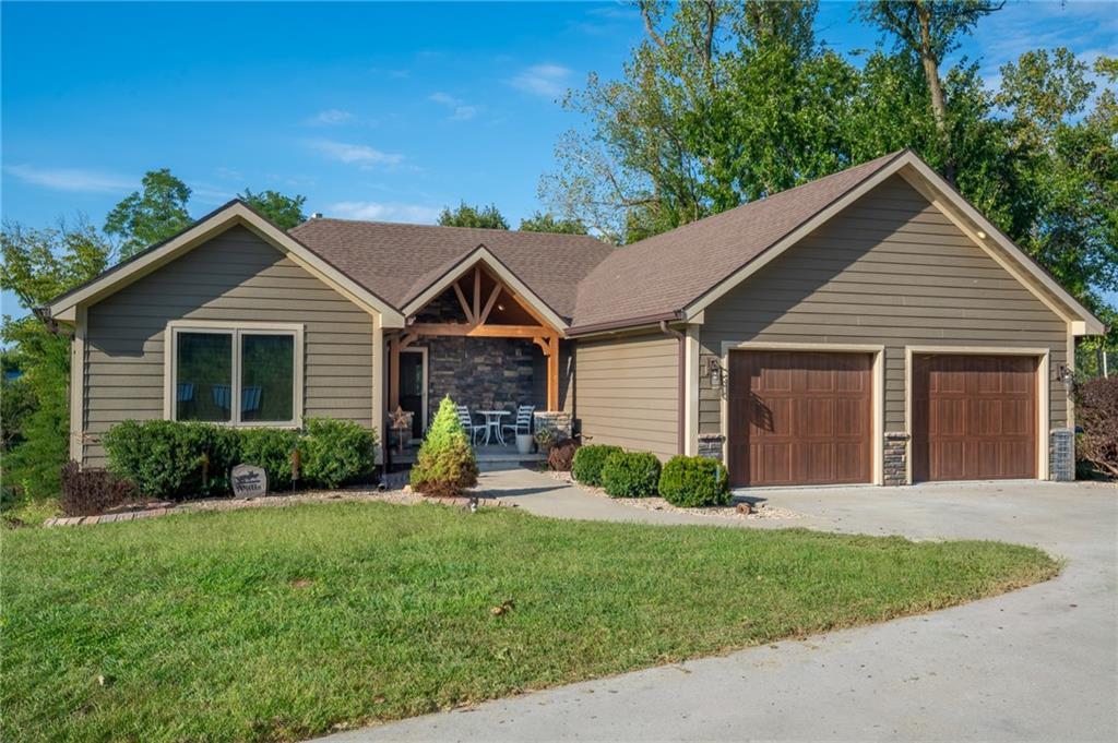 Listing Photo MLS #HMS2642063