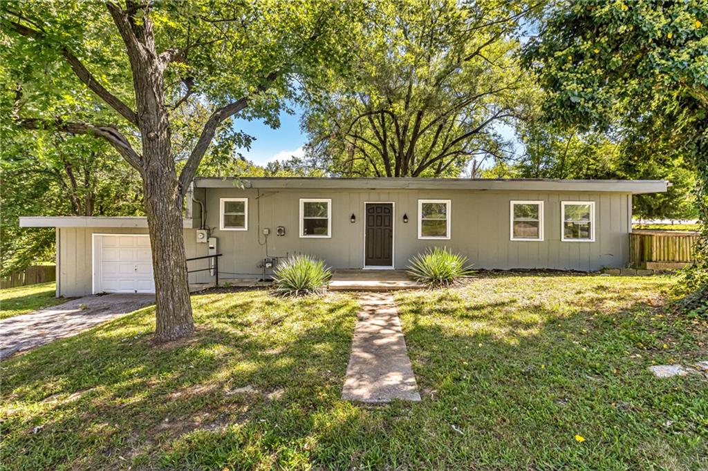 Listing Photo MLS #HMS2642137