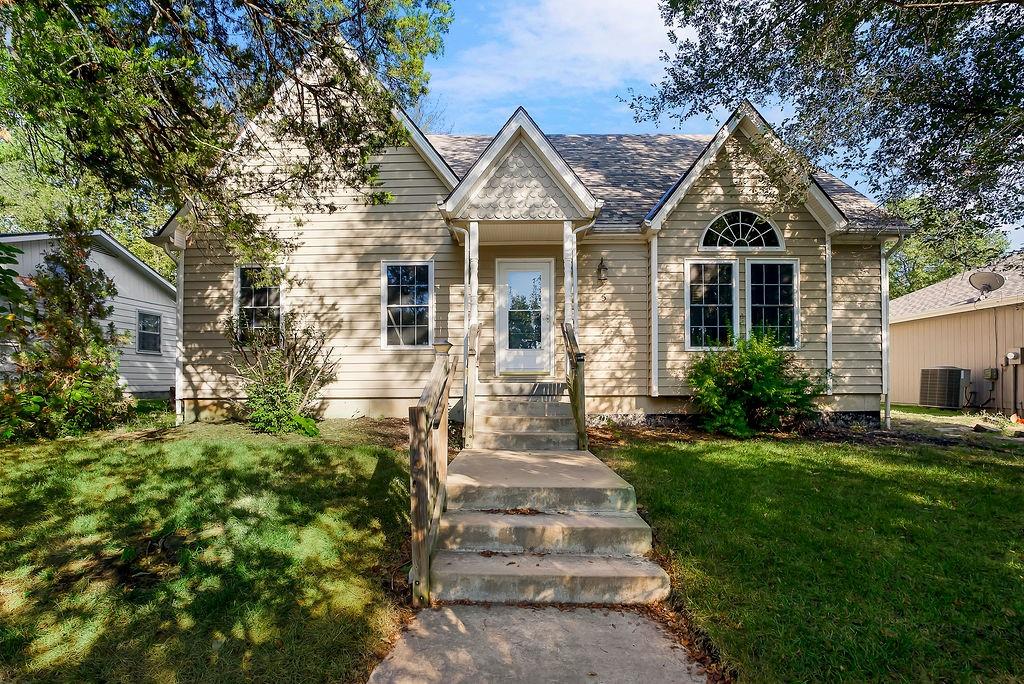 Listing Photo MLS #HMS2642181
