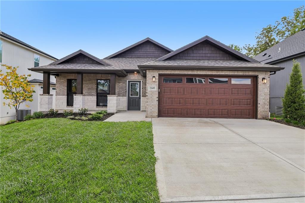 Listing Photo MLS #HMS2642183
