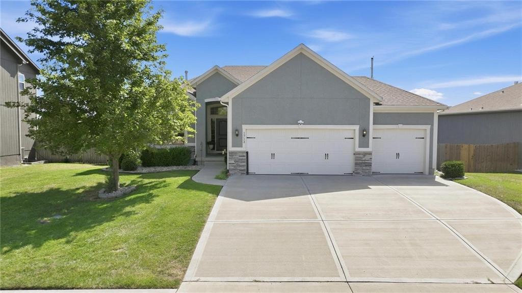 Listing Photo MLS #HMS2642187