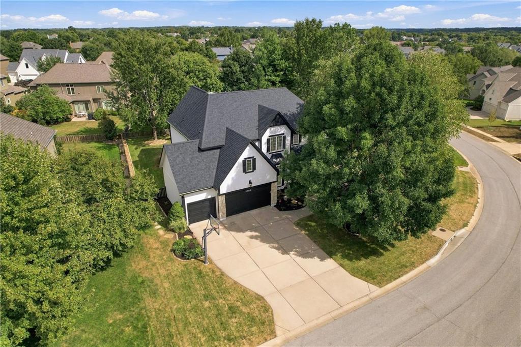 Listing Photo MLS #HMS2642196