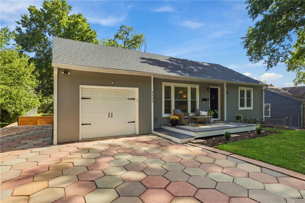 Listing Photo MLS #HMS2642213