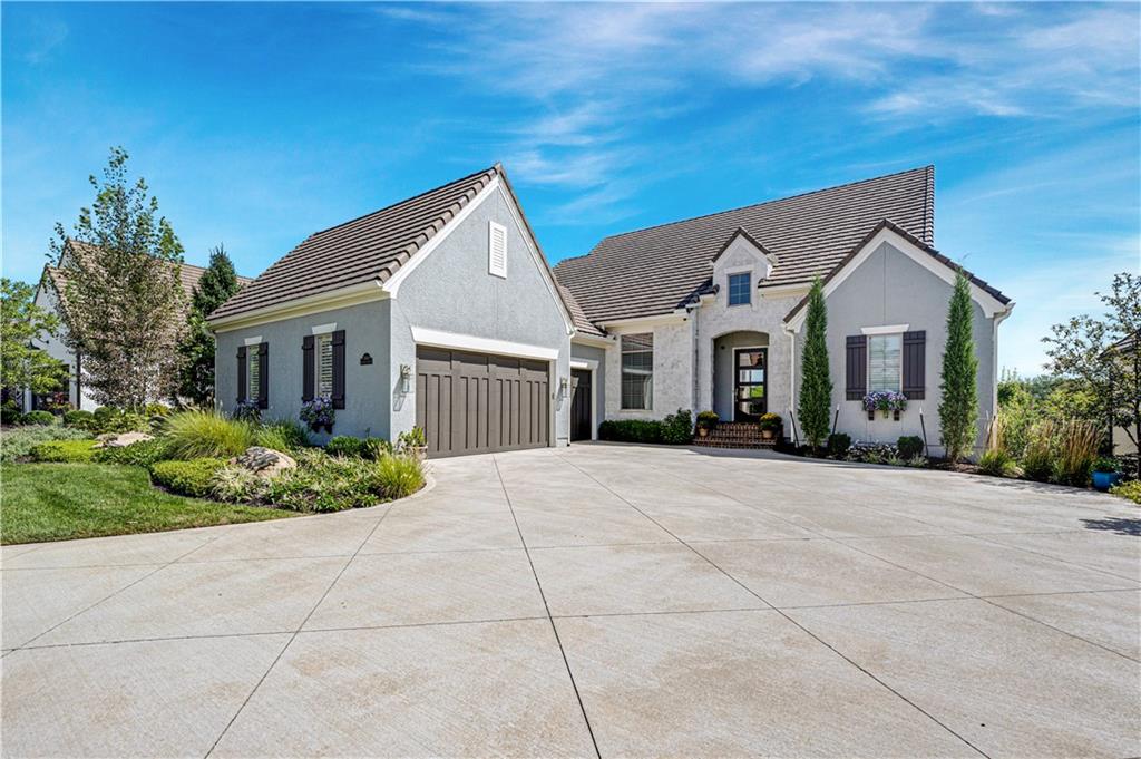 Listing Photo MLS #HMS2642246