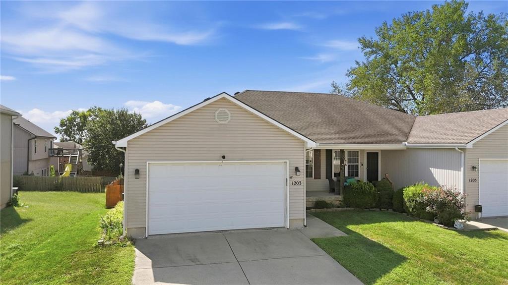 Listing Photo MLS #HMS2642278