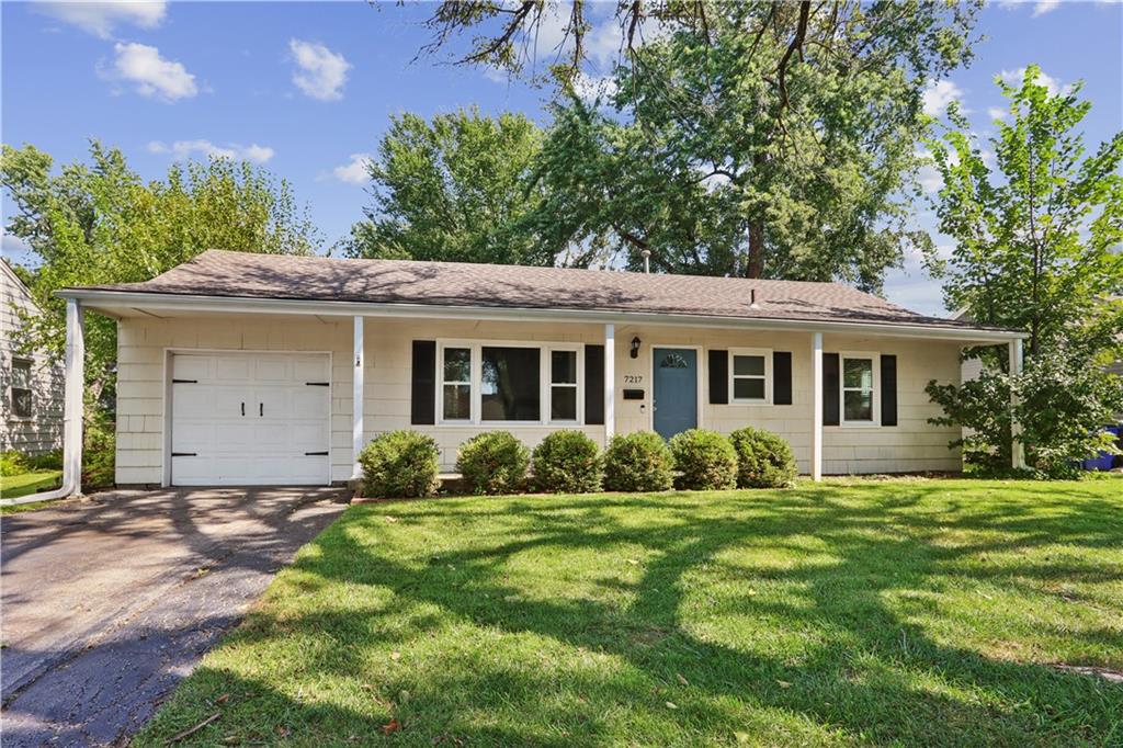 Listing Photo MLS #HMS2642348