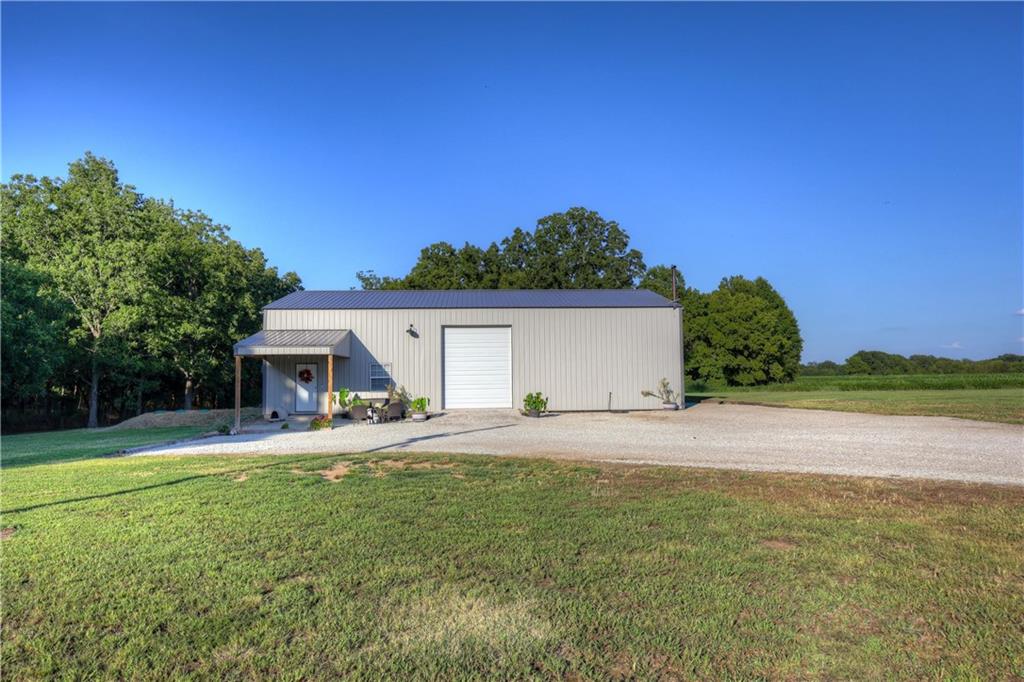 Listing Photo MLS #HMS2642381