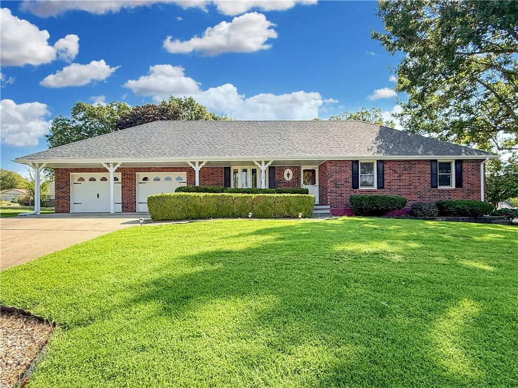 Listing Photo MLS #HMS2642421