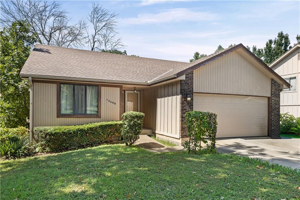 Listing Photo MLS #HMS2642453