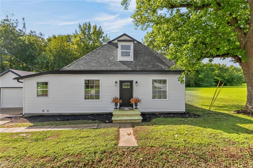 Listing Photo MLS #HMS2642501