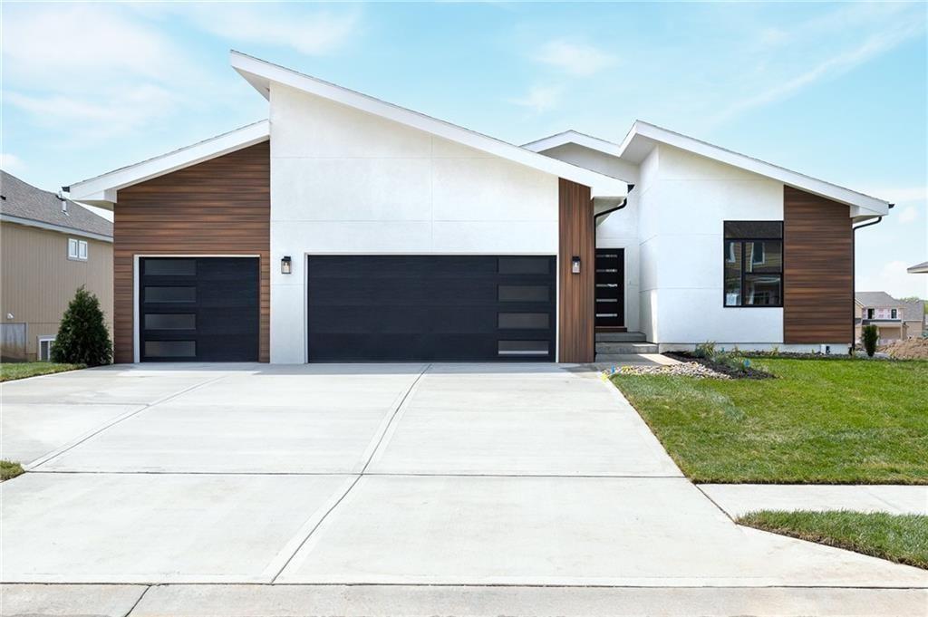 Listing Photo MLS #HMS2642621