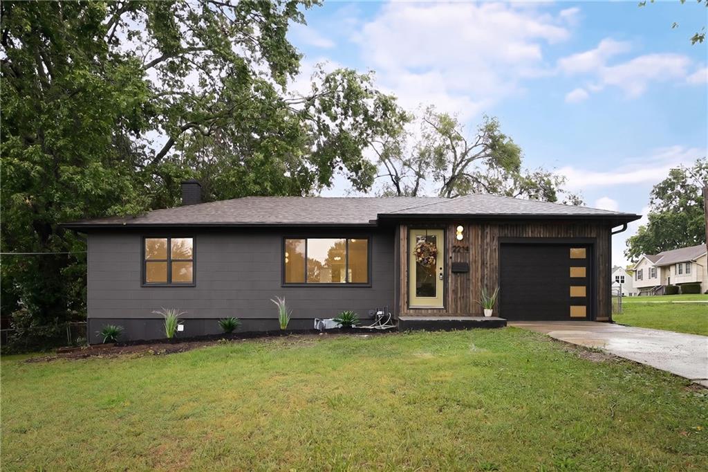 Listing Photo MLS #HMS2642635
