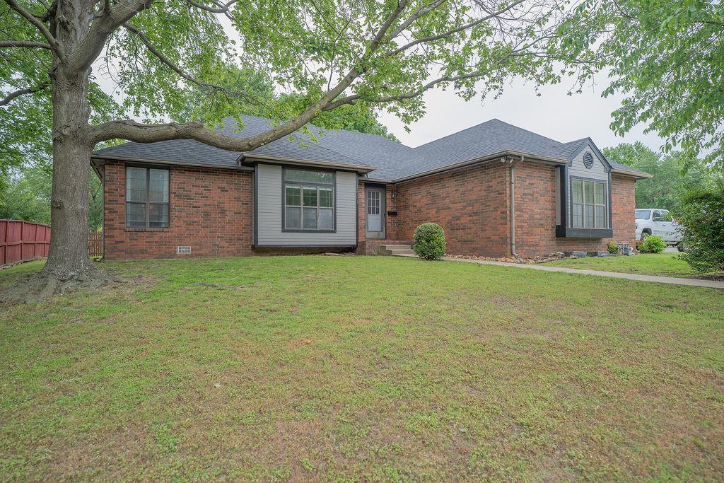 Listing Photo MLS #HMS2642661