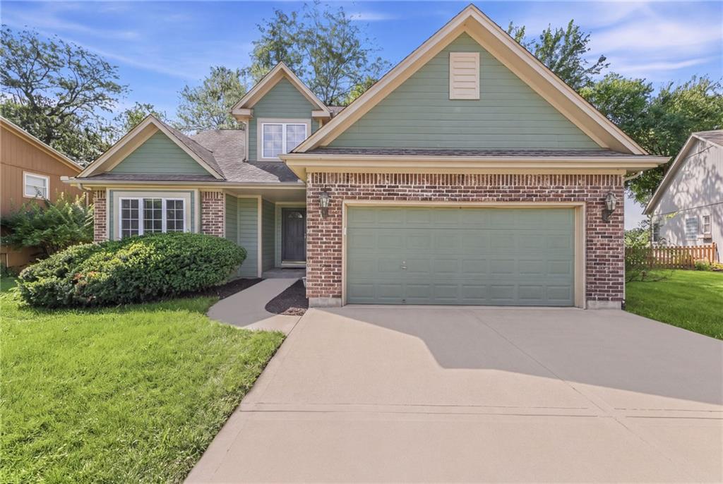 Listing Photo MLS #HMS2642696