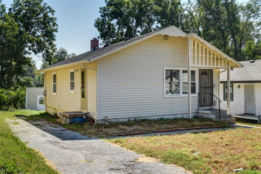 Listing Photo MLS #HMS2642697