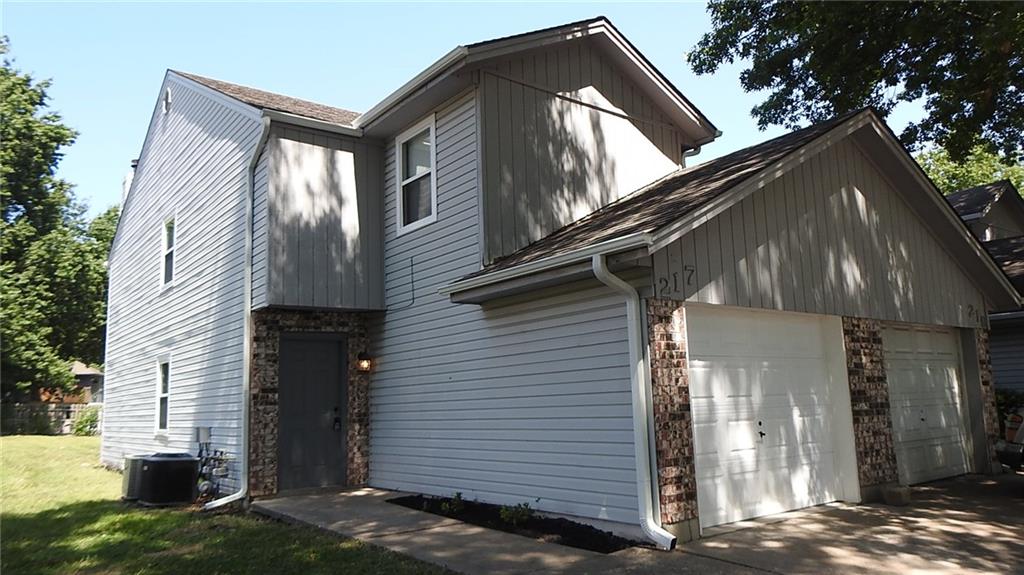 Listing Photo MLS #HMS2642801