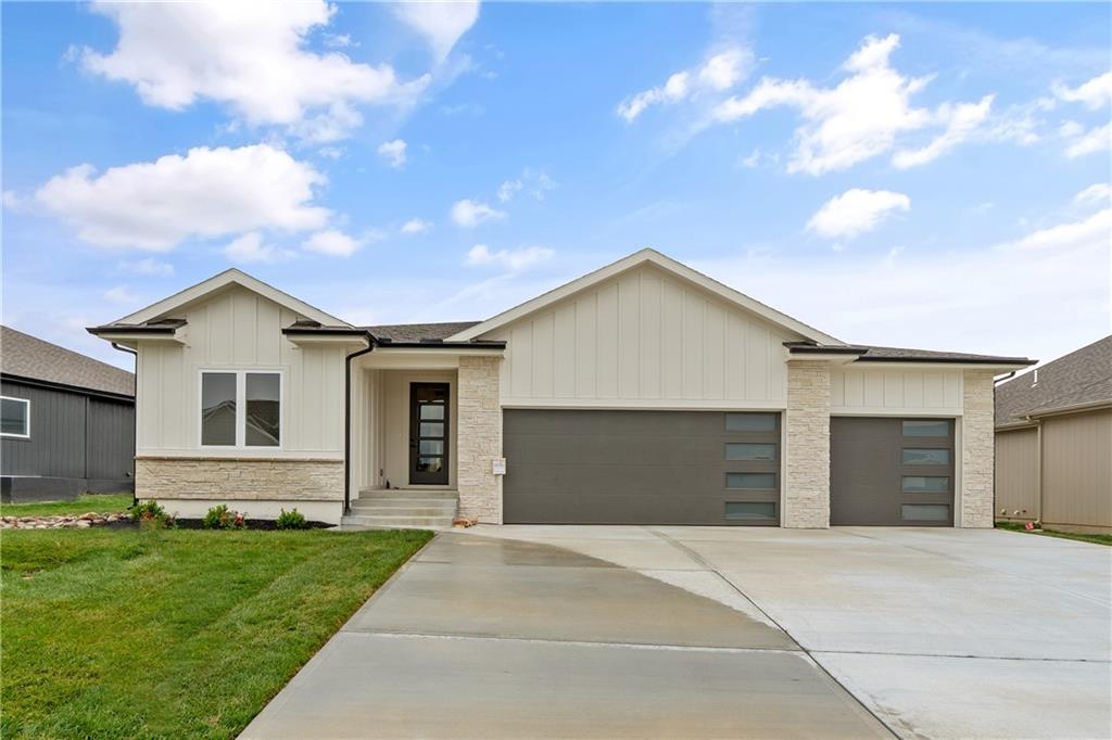 Listing Photo MLS #HMS2642833