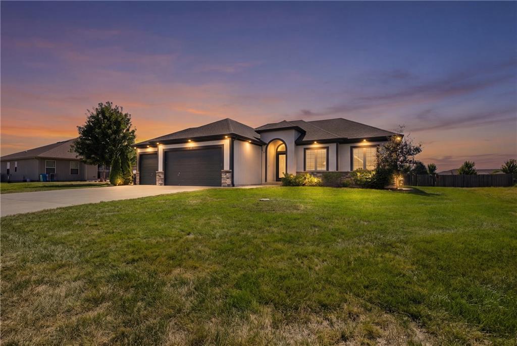 Listing Photo MLS #HMS2642919
