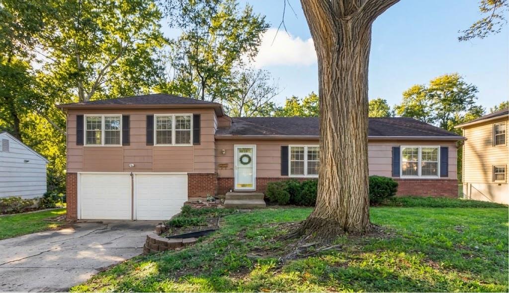 Listing Photo MLS #HMS2642996