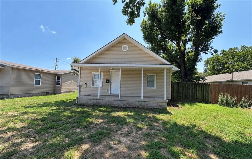 Listing Photo MLS #HMS2643004