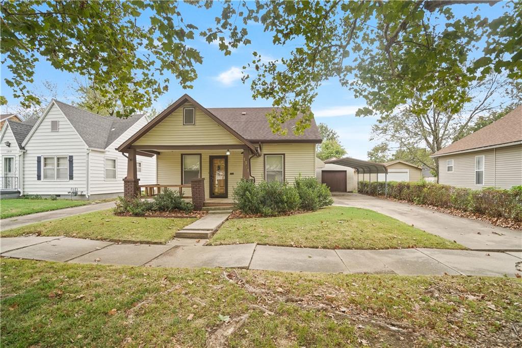 Listing Photo MLS #HMS2643021