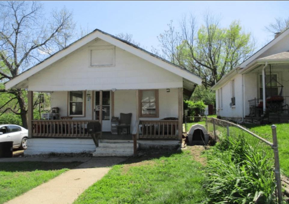 Listing Photo MLS #HMS2643023
