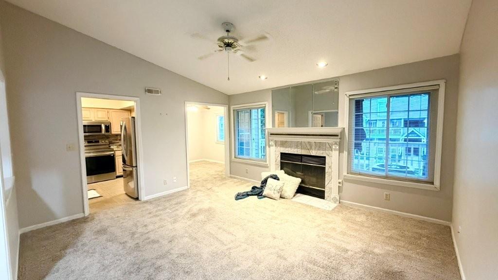 Listing Photo MLS #HMS2643029