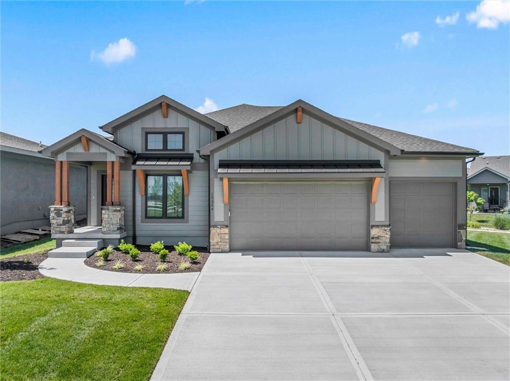 Listing Photo MLS #HMS2643054