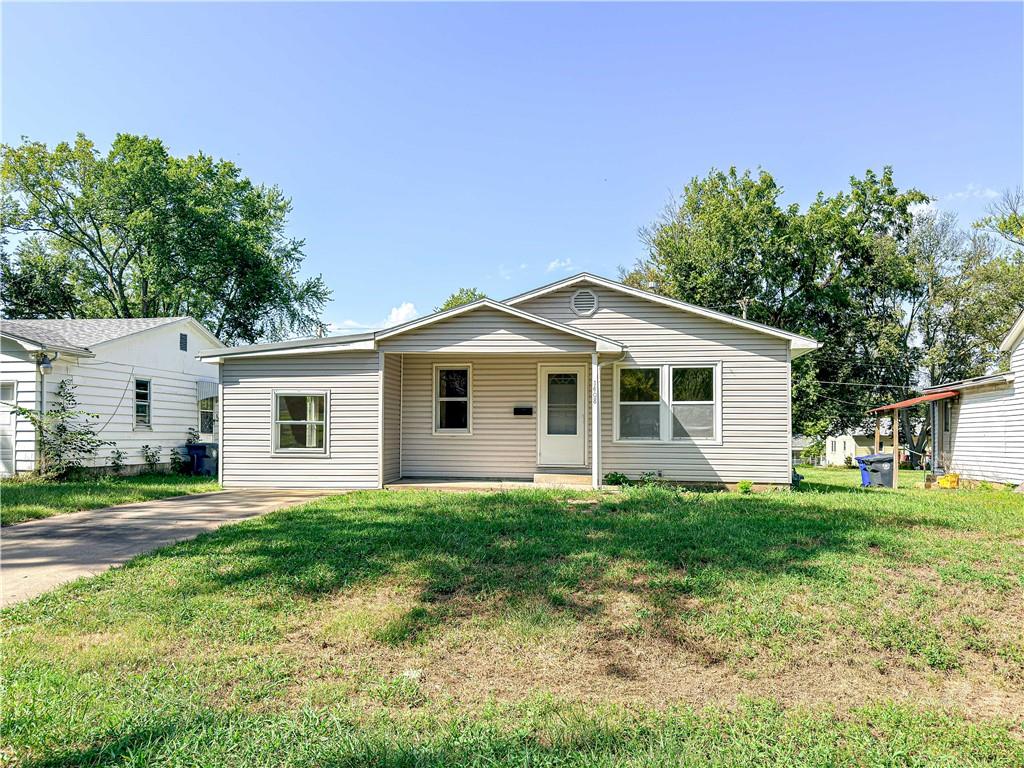 Listing Photo MLS #HMS2643059