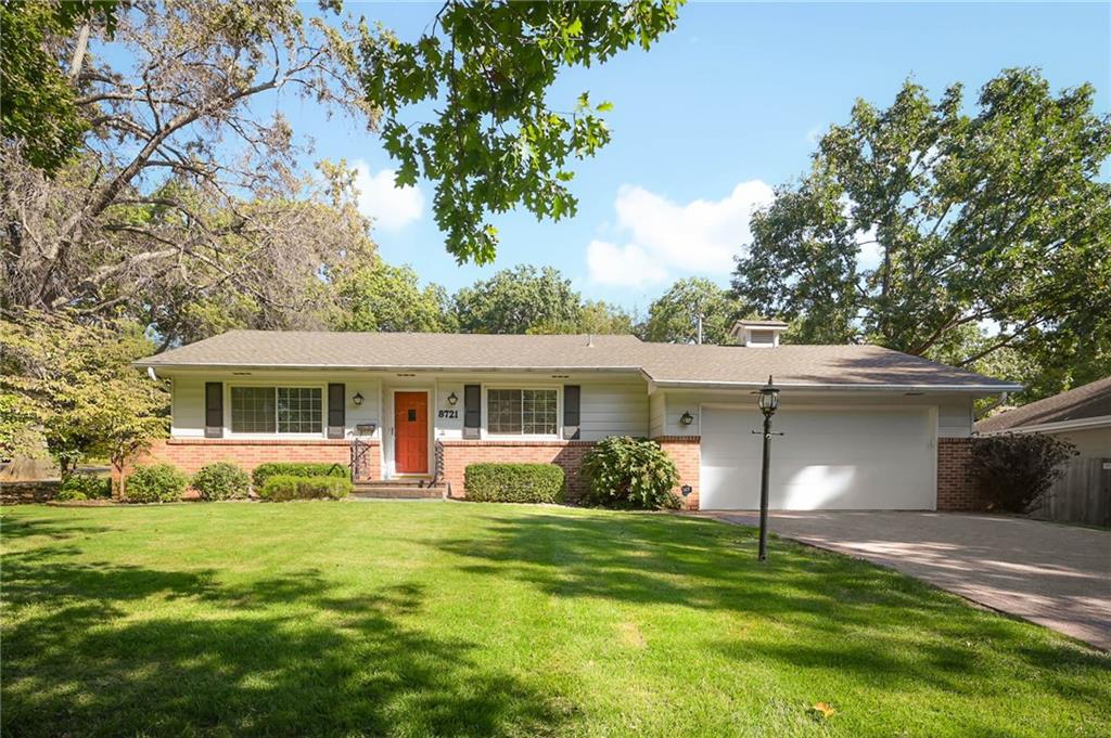 Listing Photo MLS #HMS2643113