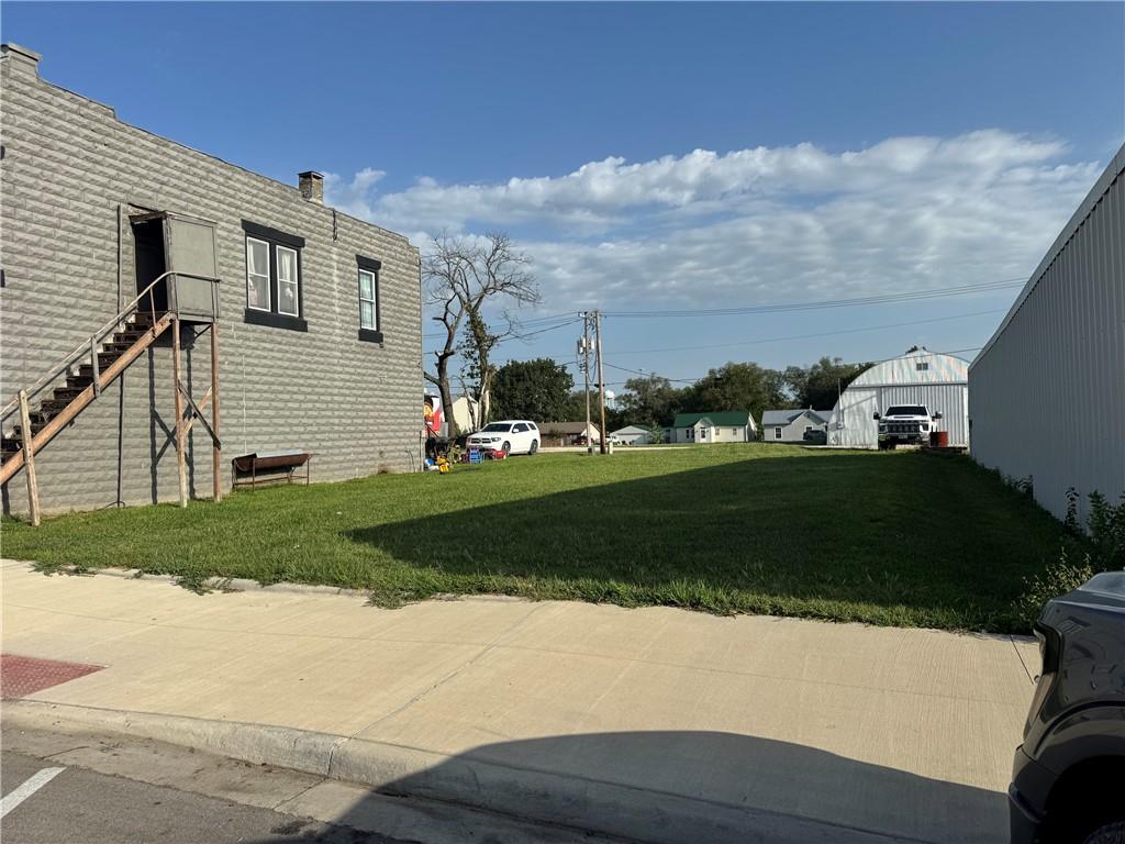 Listing Photo MLS #HMS2643125