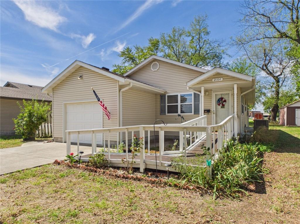 Listing Photo MLS #HMS2643288