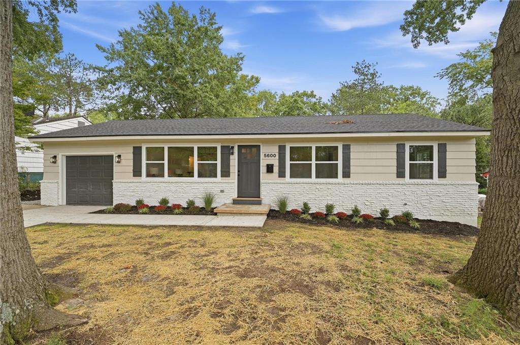 Listing Photo MLS #HMS2643402