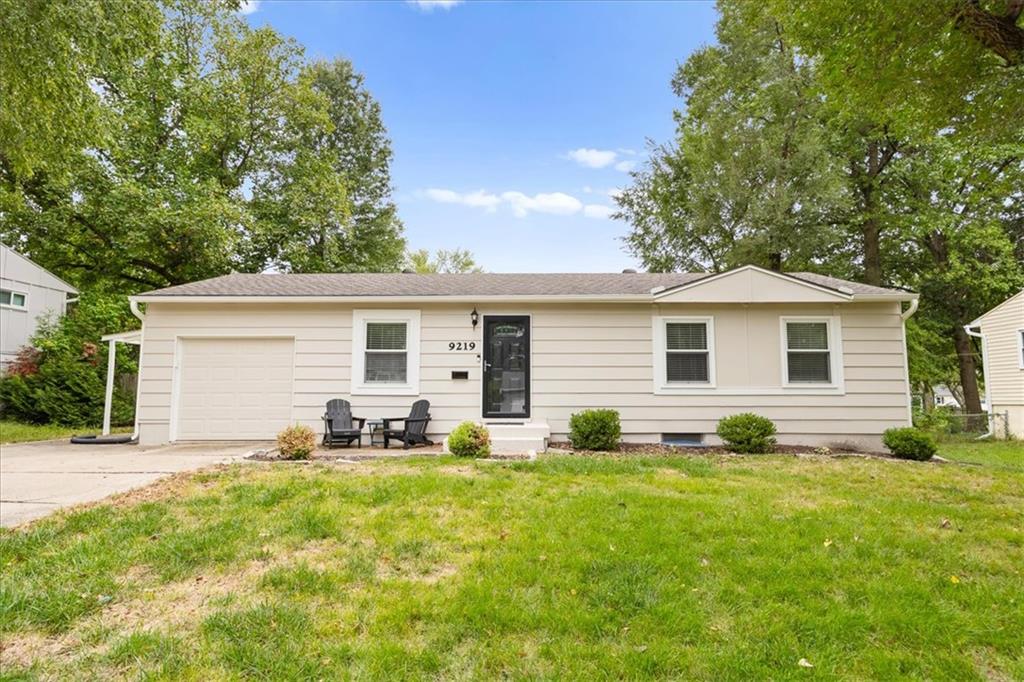 Listing Photo MLS #HMS2643439