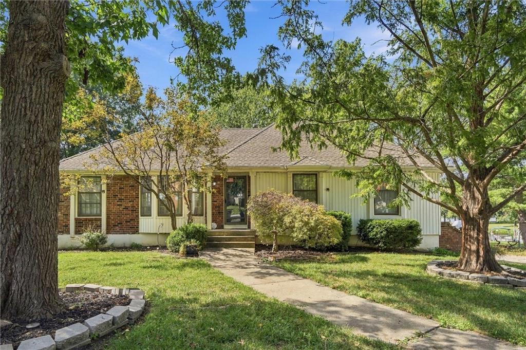 Listing Photo MLS #HMS2643488