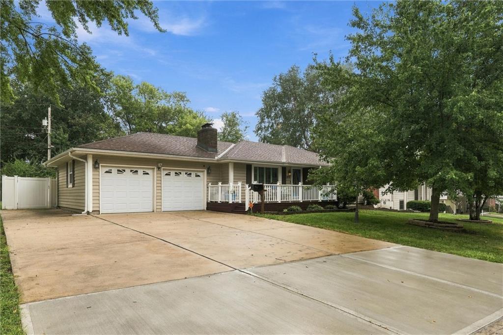Listing Photo MLS #HMS2643518