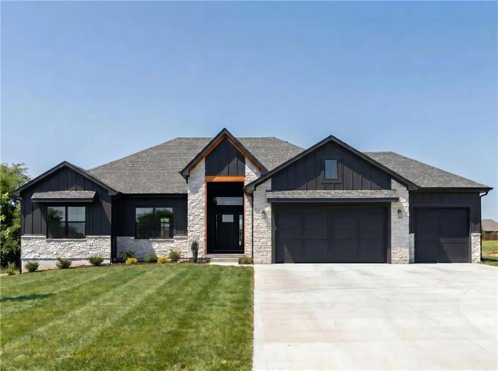 Listing Photo MLS #HMS2643543