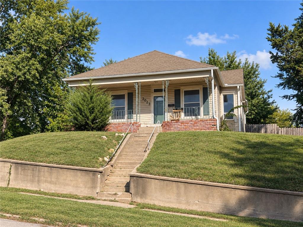 Listing Photo MLS #HMS2643616