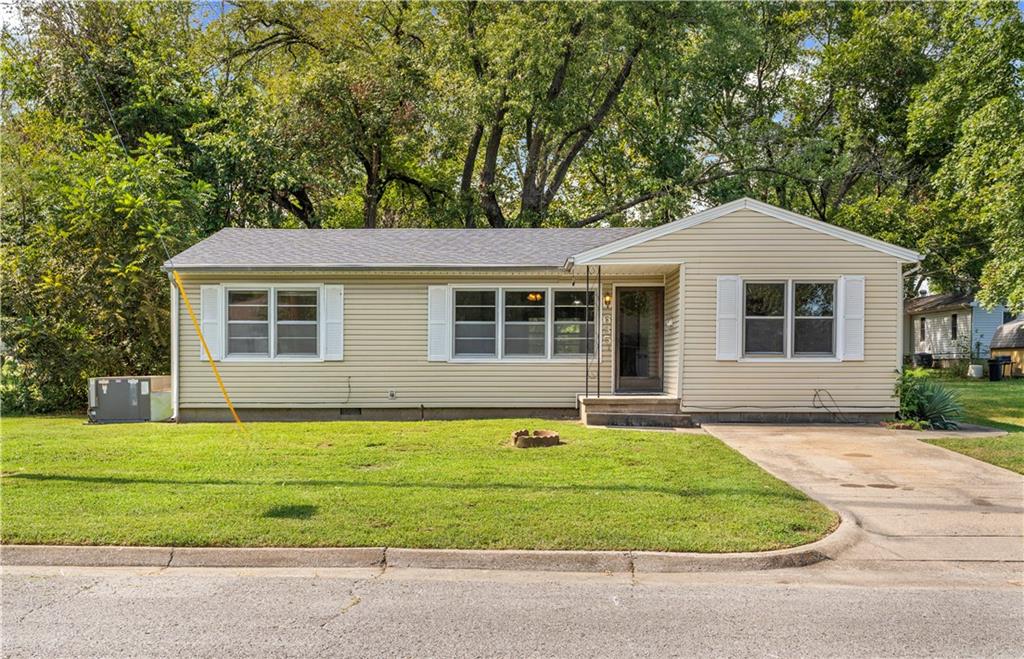 Listing Photo MLS #HMS2643628