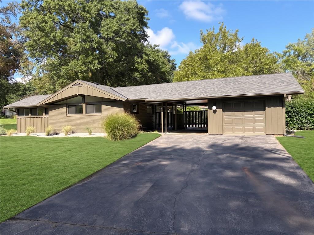 Listing Photo MLS #HMS2643705