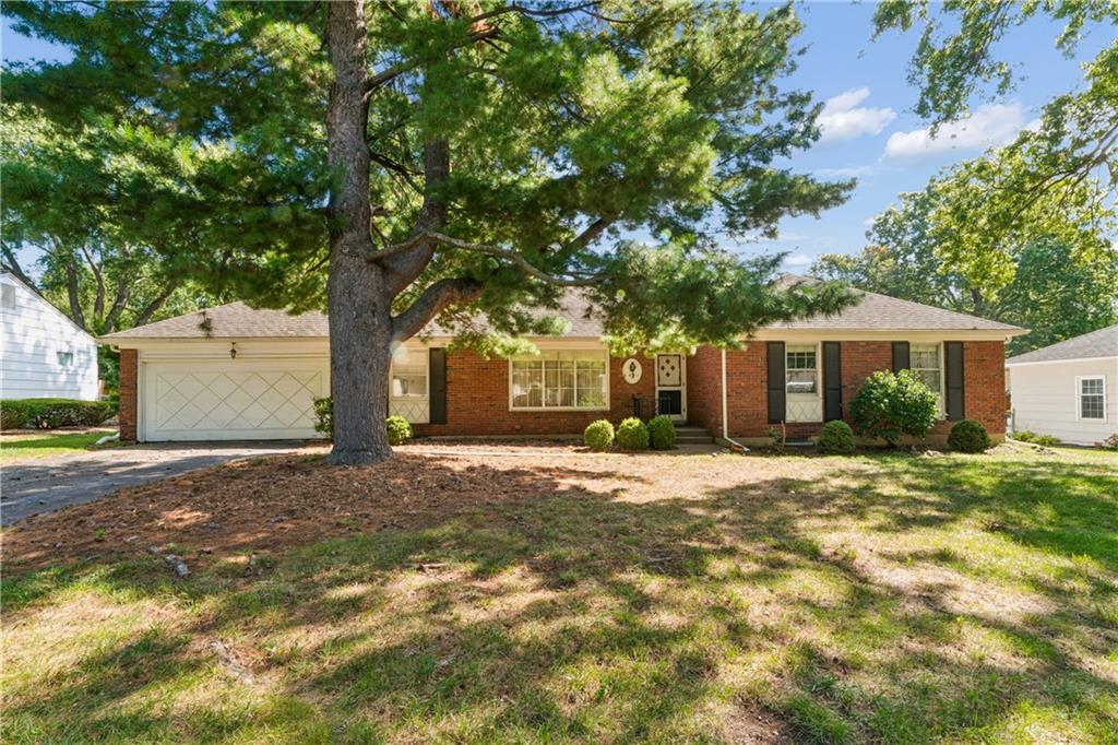 Listing Photo MLS #HMS2643706