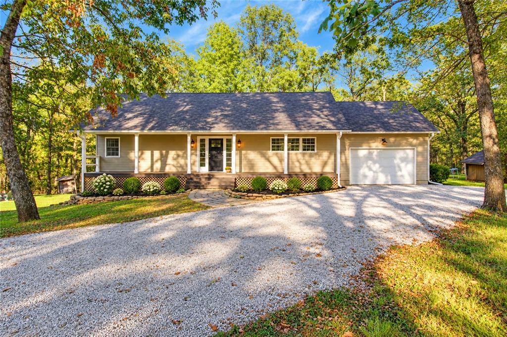 Listing Photo MLS #HMS2643721