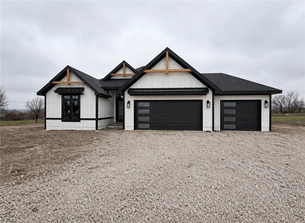 Listing Photo MLS #HMS2643732