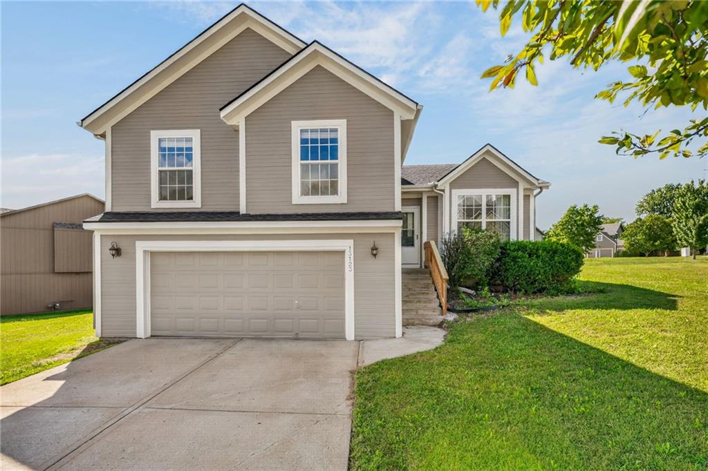 Listing Photo MLS #HMS2643770